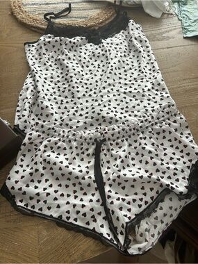 Victoria Secret Heart Print Satin Cami & Short Pajama Set w Black Lace Trim